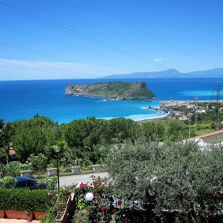 Apartmán With One Bedroom In Atrigna With Wonderful Sea View And Furnished Terrace 2 Km From The Beach