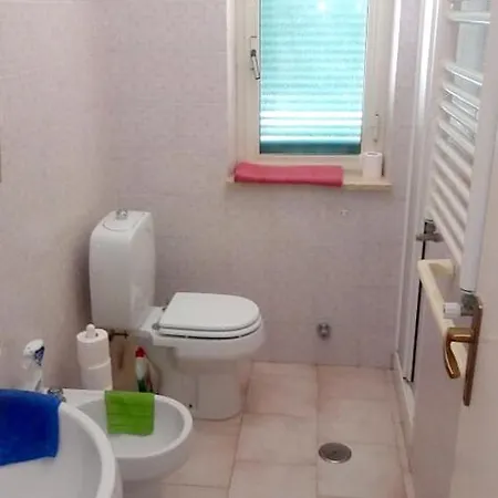 With One Bedroom In Atrigna With Wonderful Sea View And Furnished Terrace 2 Km From The Beach Apartmán *